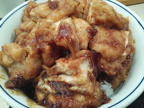 生姜からあげだれのチキンカツ丼