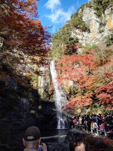 箕面公園-箕面大滝-01