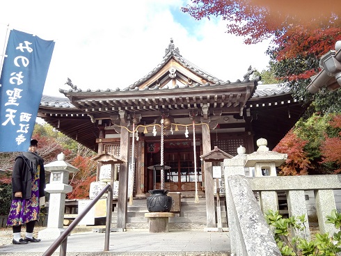 箕面公園-お寺-04