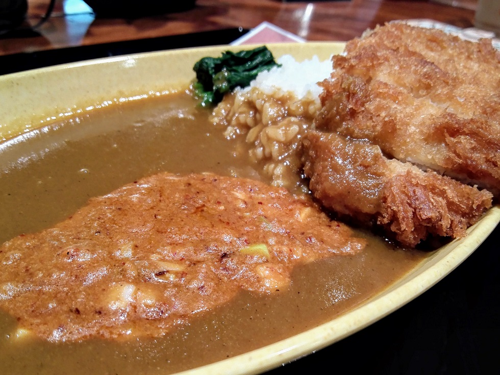 博多あごだし坦々カレー とんかつトッピング