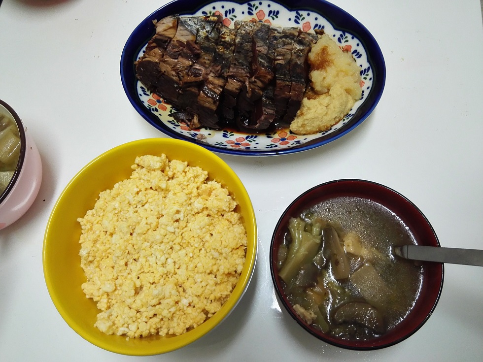 オリジナルご飯代替食②とおかずと汁物