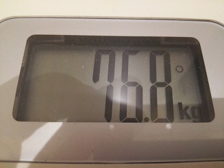 76.8kg