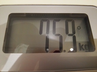 75.9kg