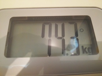 74.3kg