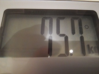 75.7kg