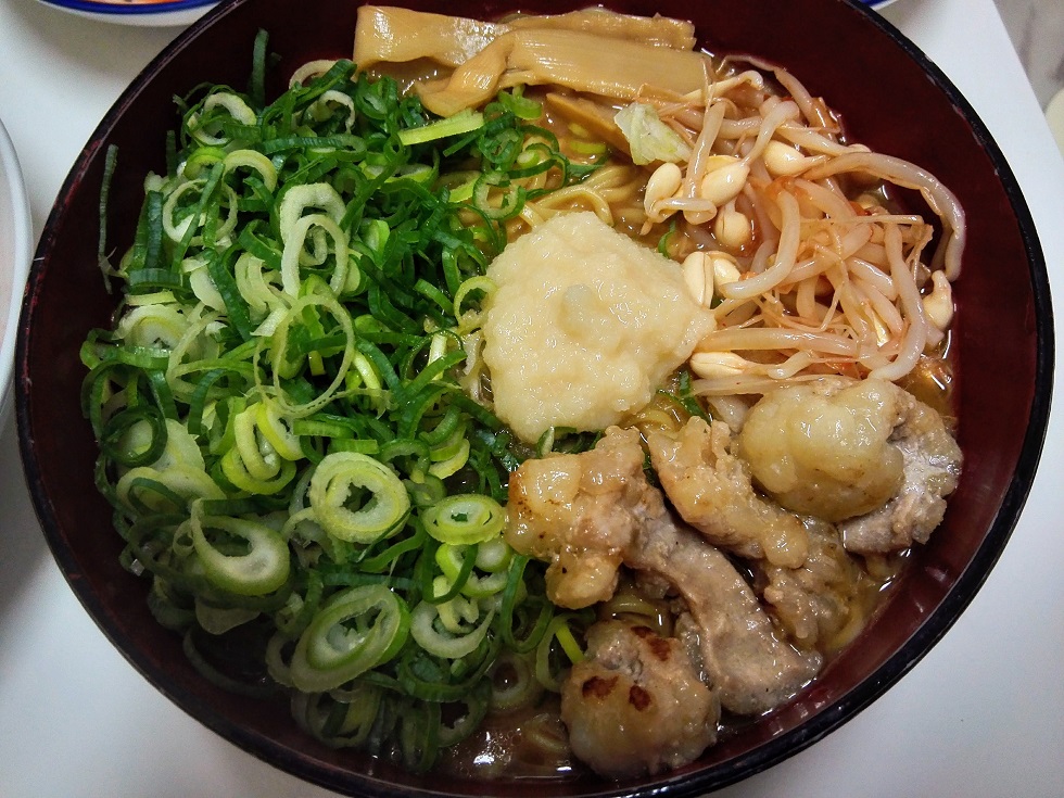 インスタントホルモンラーメン