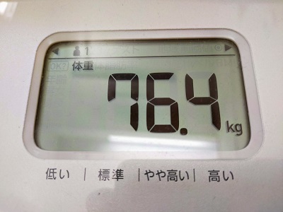 76.4kg