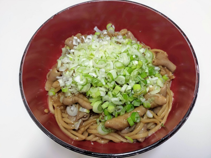 豚モツ焼きうどん