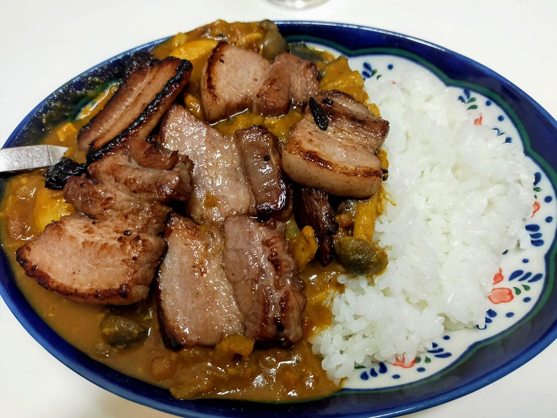 カレー（豚バラトッピング）