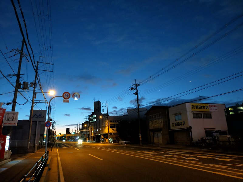 夜明け前