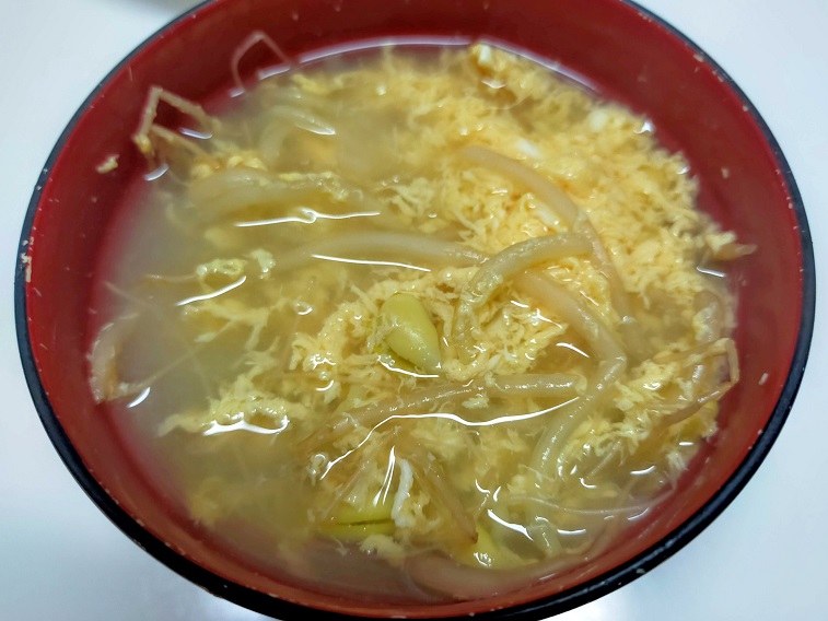 豆もやしの中華風スープ